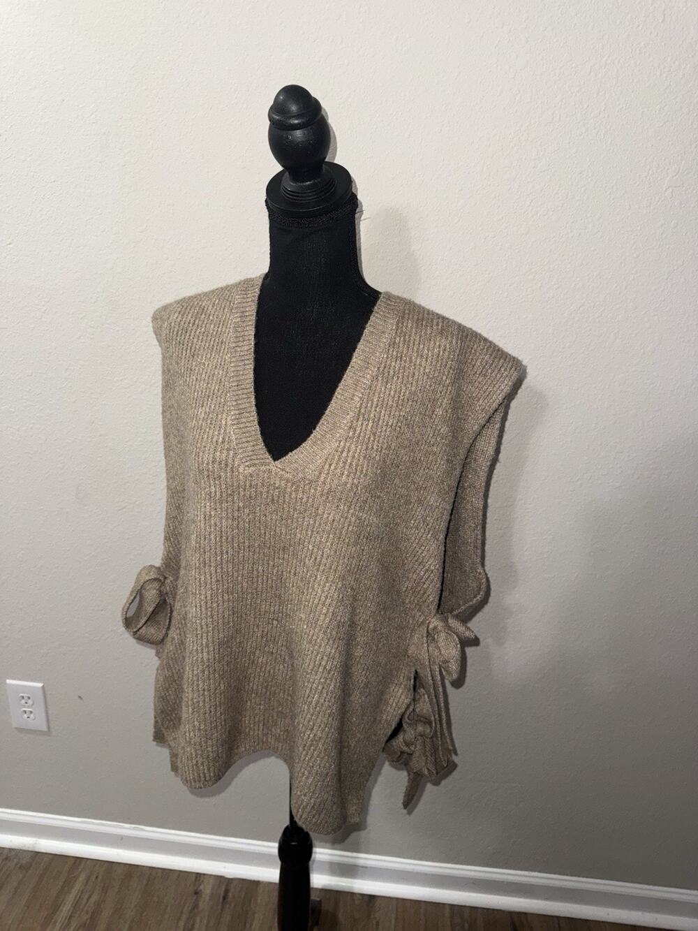 Grade & Gather Side Tie Sweater Vest Small S Ribbed V-Neck Knit Poncho Boho